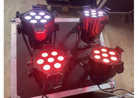 Lot de 4 PAR LED 7x3W RGB