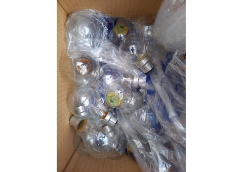 LOT AMPOULES A BAIONETTE