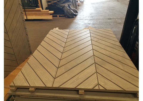 Plancher à pointe de Hongrie de 140 m2