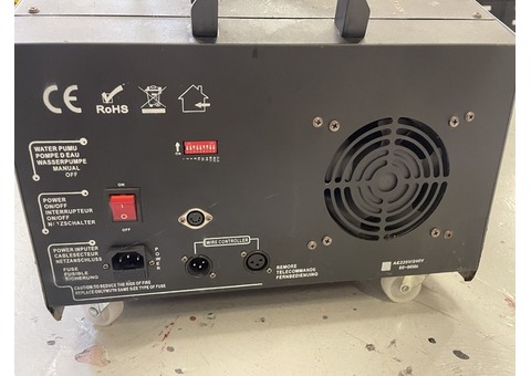 Machine à fumée lourde