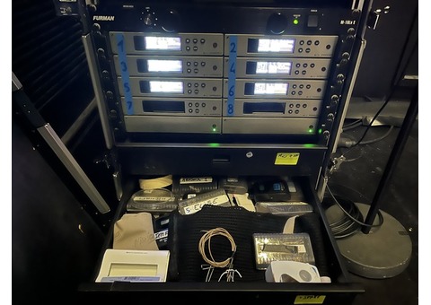 Rack complet avec 8 Micros HF pocket Sennheiser
