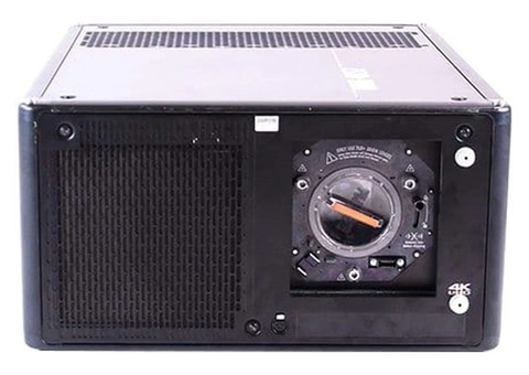 BARCO UDX4K32 Projector