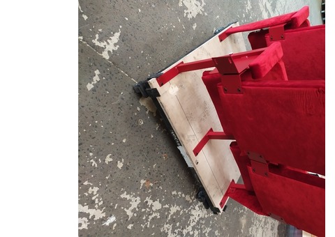 Fauteuil velours rouge