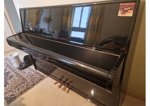 Piano Droit Noir Calisia