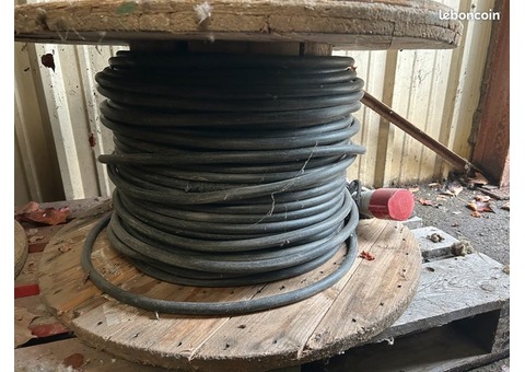 Câble cuivre rigide RO2V 5G10 de 100msur touret