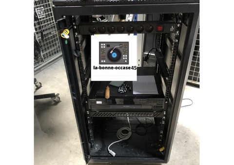 Vend baie Informatique 21U