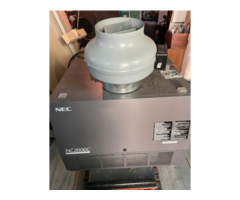 Projecteur de cinéma NEC NC2000C