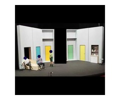 Décor avec 4 portes