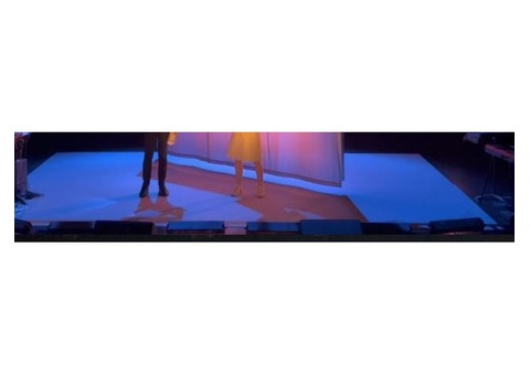 2 rouleaux de moquette