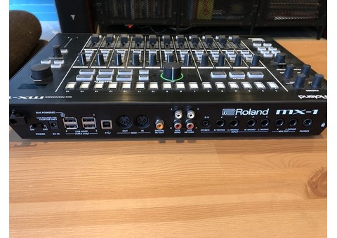 Roland mx1 mix performer