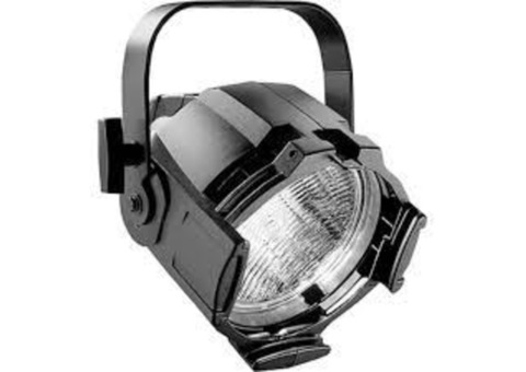PAR ETC SOURCE FOUR 750W FOCALE REGLABLE
