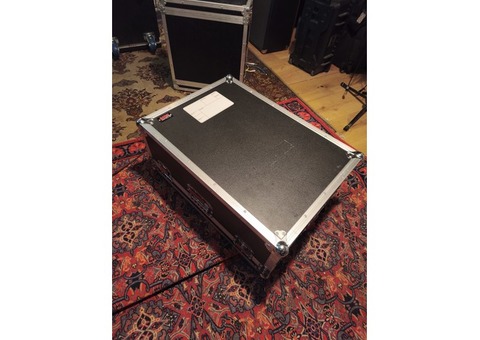 Midas m32r flight case Gator