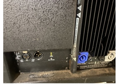 paire de sub Meyersound UMS 1P