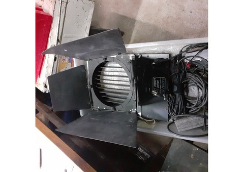 Volet Jalousie pour projecteur 5kW