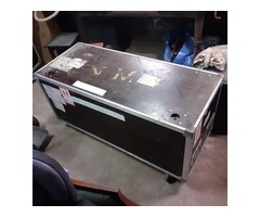 Flight case avec roulettes sans freins