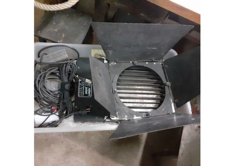 Volet Jalousie pour projecteur 5kW