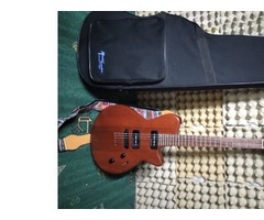 BELLE GUITARE GODIN LGP90