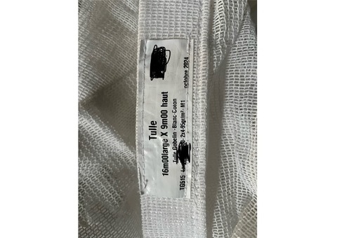 Tulle micro perforé blanc