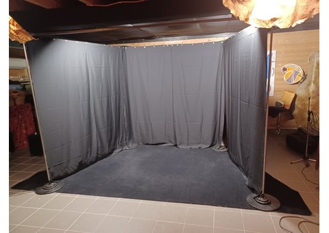 Vends espace scénique boite noire pour spectacles autonomes