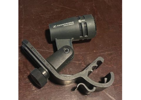 Micro Sennheiser e604 parfait pour toms et caisse claire