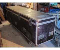 Fly case grand volume