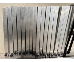 lot 16 pieds télescopiques pour praticables