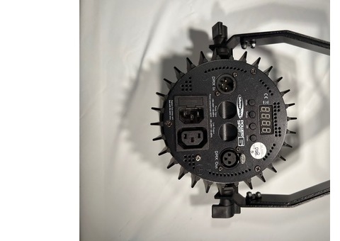 Showtec Power Spot 6 Q5