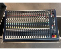 onsole de mixage analogique Soundcraft MPMi20