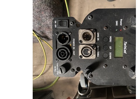 Projecteur de découpe LED RVE Twinled 3200 K DMX Zoom 1535