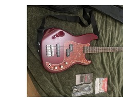 Guitare basse Harley benton PJ4 deluxe series