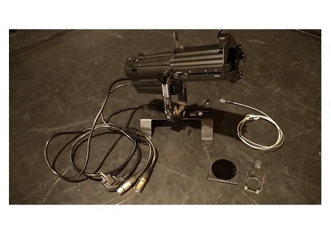 MiniDécoupe LED Showtech Performer