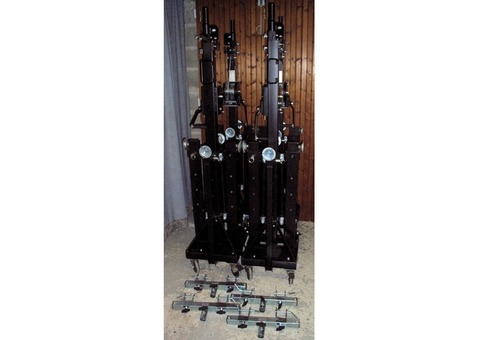 Lot de 4 pieds Mobiltech ALPTek45 et 4 adapatateur poutre ETAT NEUF