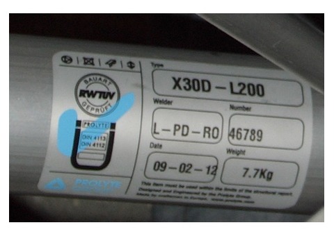 LOT de 8x ou 10x poutrelles alu triangulaires Prolyte X30D en longueur 2M avec chariot