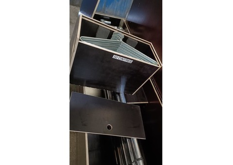 VESTIAIRE MOBILE 12 caisses 4 portants 25 cintres