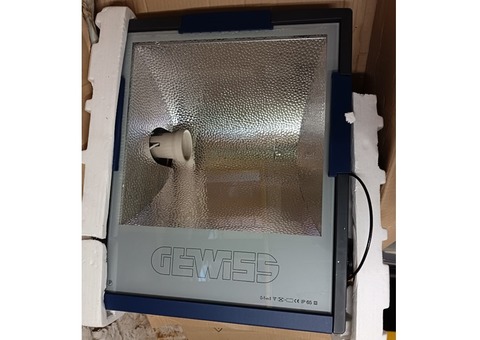Projecteur Exterieur GEWISS type HPIT 400W 230V culot E40