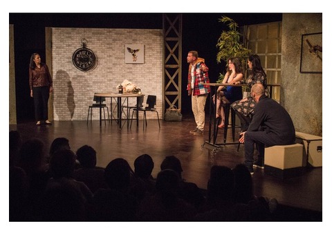 Décor de salon appartement industriel Mon meilleur copain