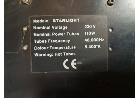 Vend flightcase de 35 x Projecteurs Lupo Starlight 1000 DMX Idéal pour tournage ou photos