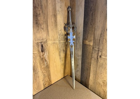 2 ÉPÉES AVEC BANDOULIÈRE EN CUIR