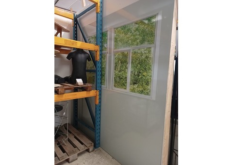 Fenêtre factice sur dibond