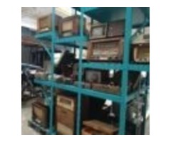 Objet rétro postes radio téléviseurs dépoque