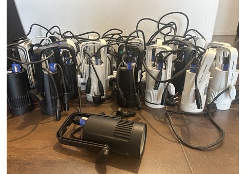 Cameo QSpot 15 RGBW BK et WH