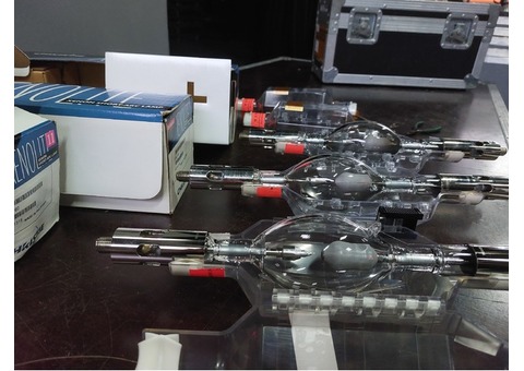 CHRISTIE 30 000 Lumens Roadie HD30K accessoires 3 lampes flightcase 1 optique