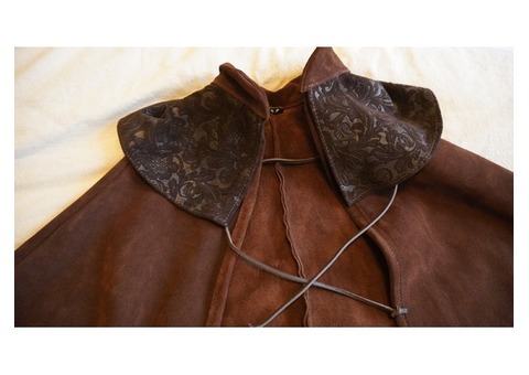 Cape costume mousquetaire cuir marron Rawblade