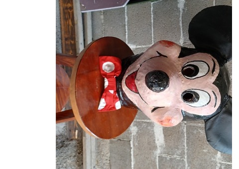 Tenue Mickey avec grosse tête