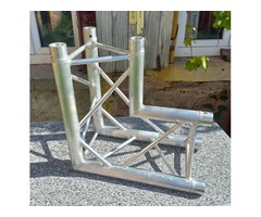 structure aluminium 300mm triangulaire