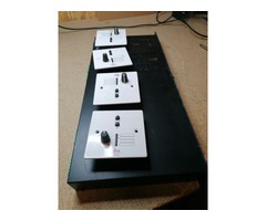 Processeur DBX Zone pro 641m 4 platines murale DBX ZC8