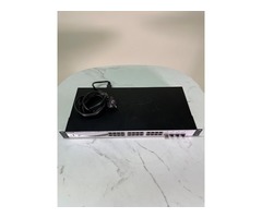 Switch PoE géré DLink DGS121028P