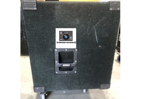 Vend caisson de basse SUB Outline