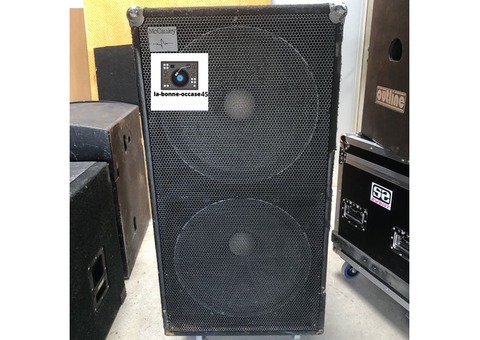 Vend caisson de basse SA 218 B Mc Cauley