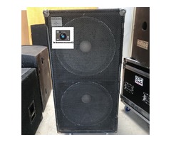 Vend caisson de basse SA 218 B Mc Cauley
